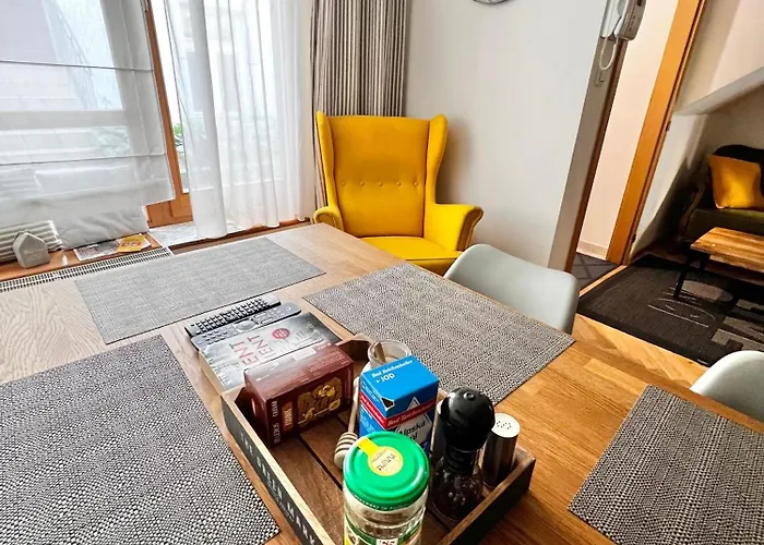 Old Town Apartment - Terrace & Parking